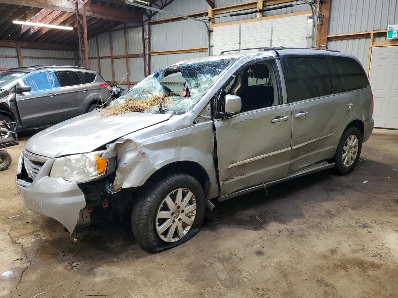 CHRYSLER TOWN & COUNTRY TOURING