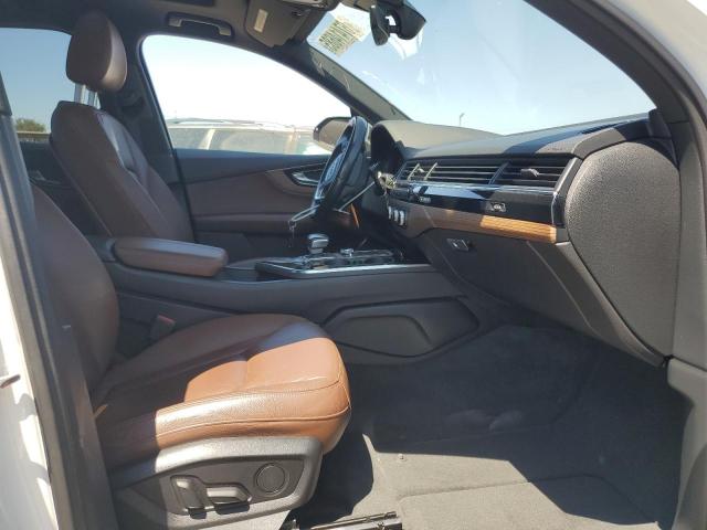 2017 AUDI Q7 PREMIUM WA1LAAF76HD021020