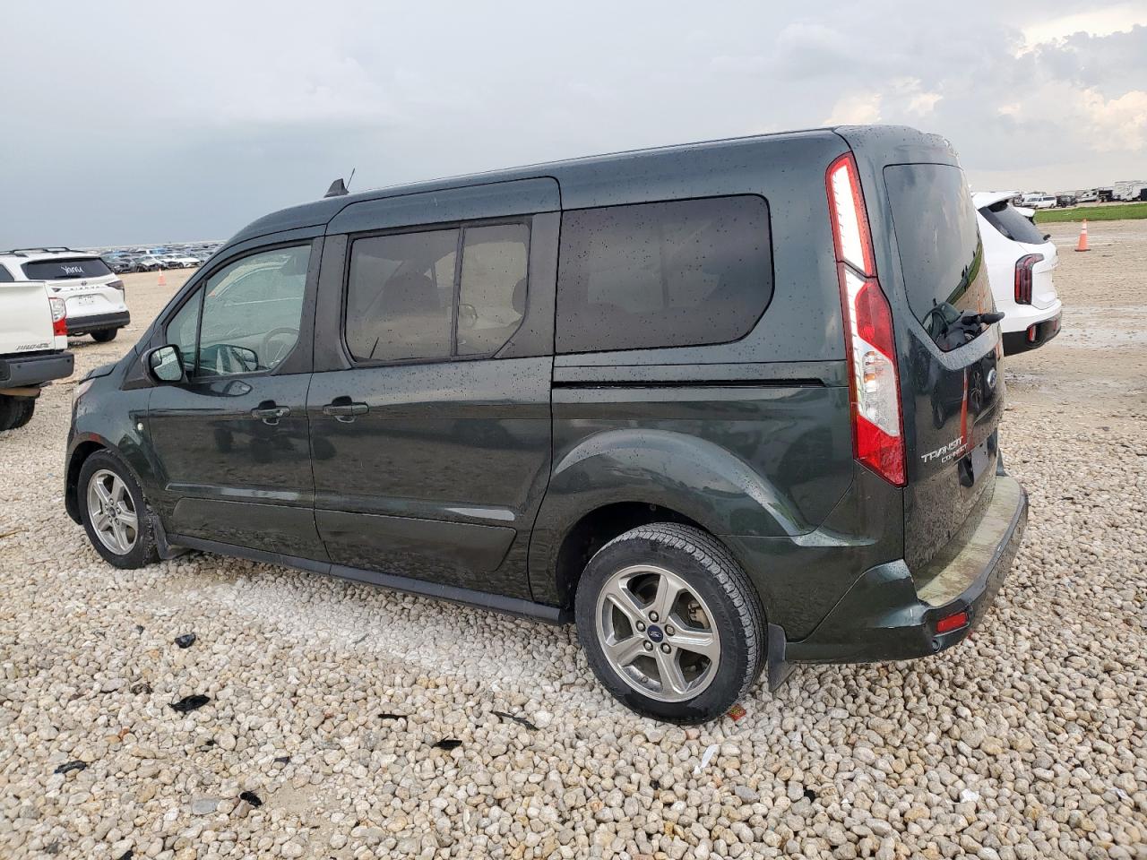FORD TRANSIT CONNECT TITANIUM