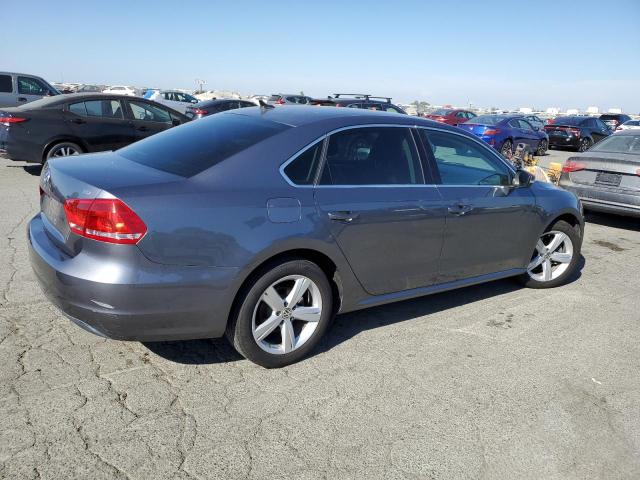 2015 VOLKSWAGEN PASSAT S 1VWAS7A36FC090680