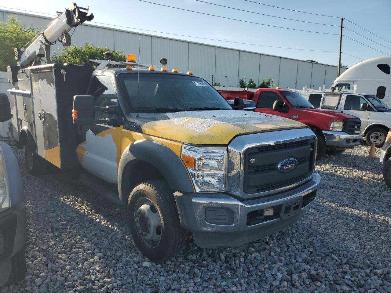 FORD F-550 SUPER DUTY