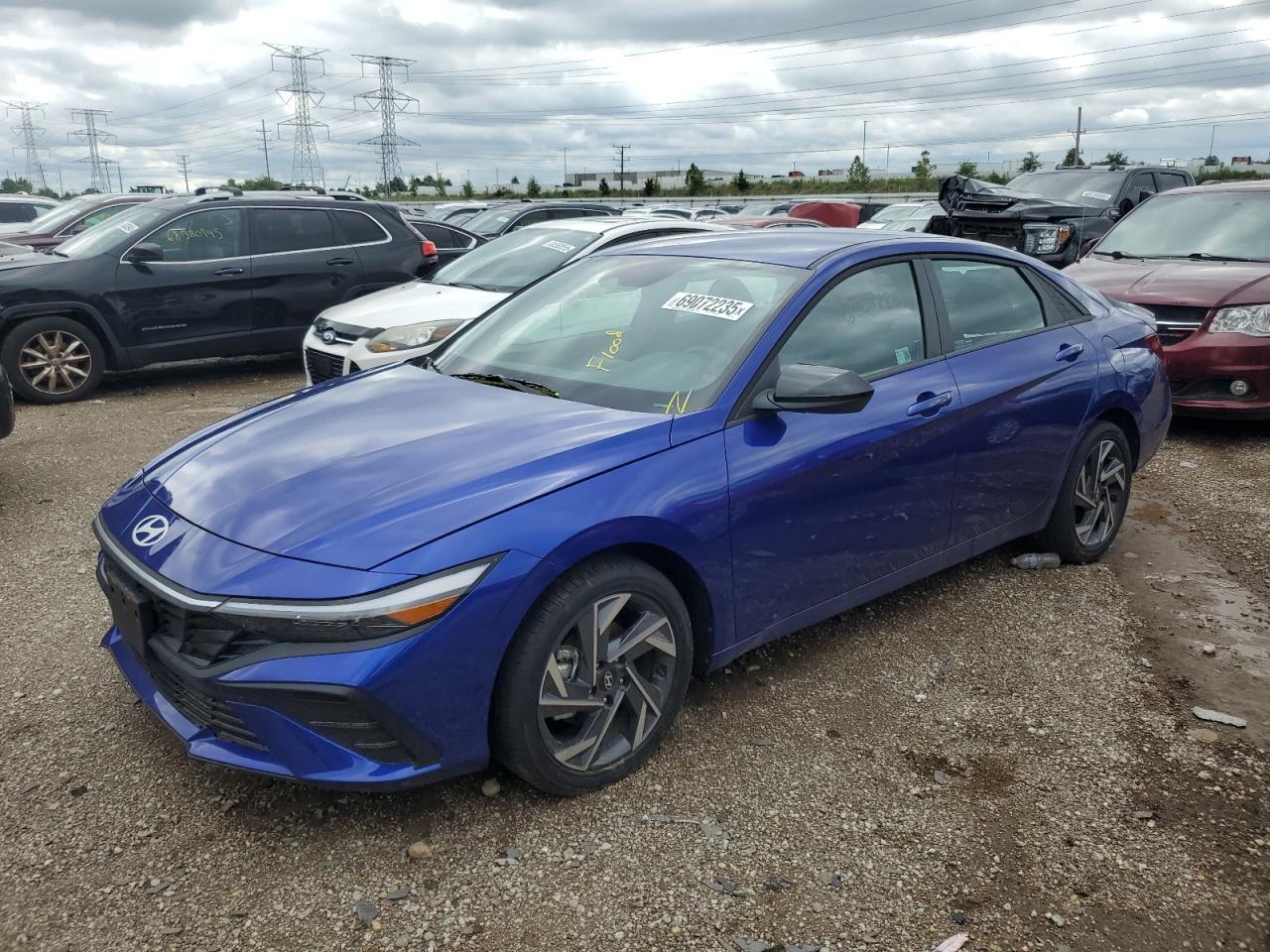 HYUNDAI ELANTRA BLUE