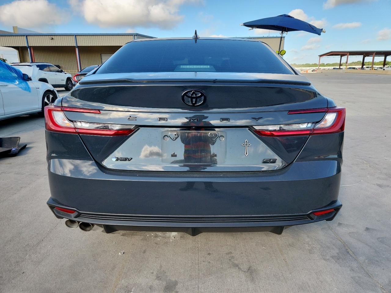 TOYOTA CAMRY XSE