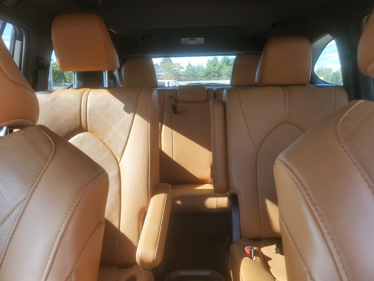 TOYOTA HIGHLANDER HYBRID PLATINUM