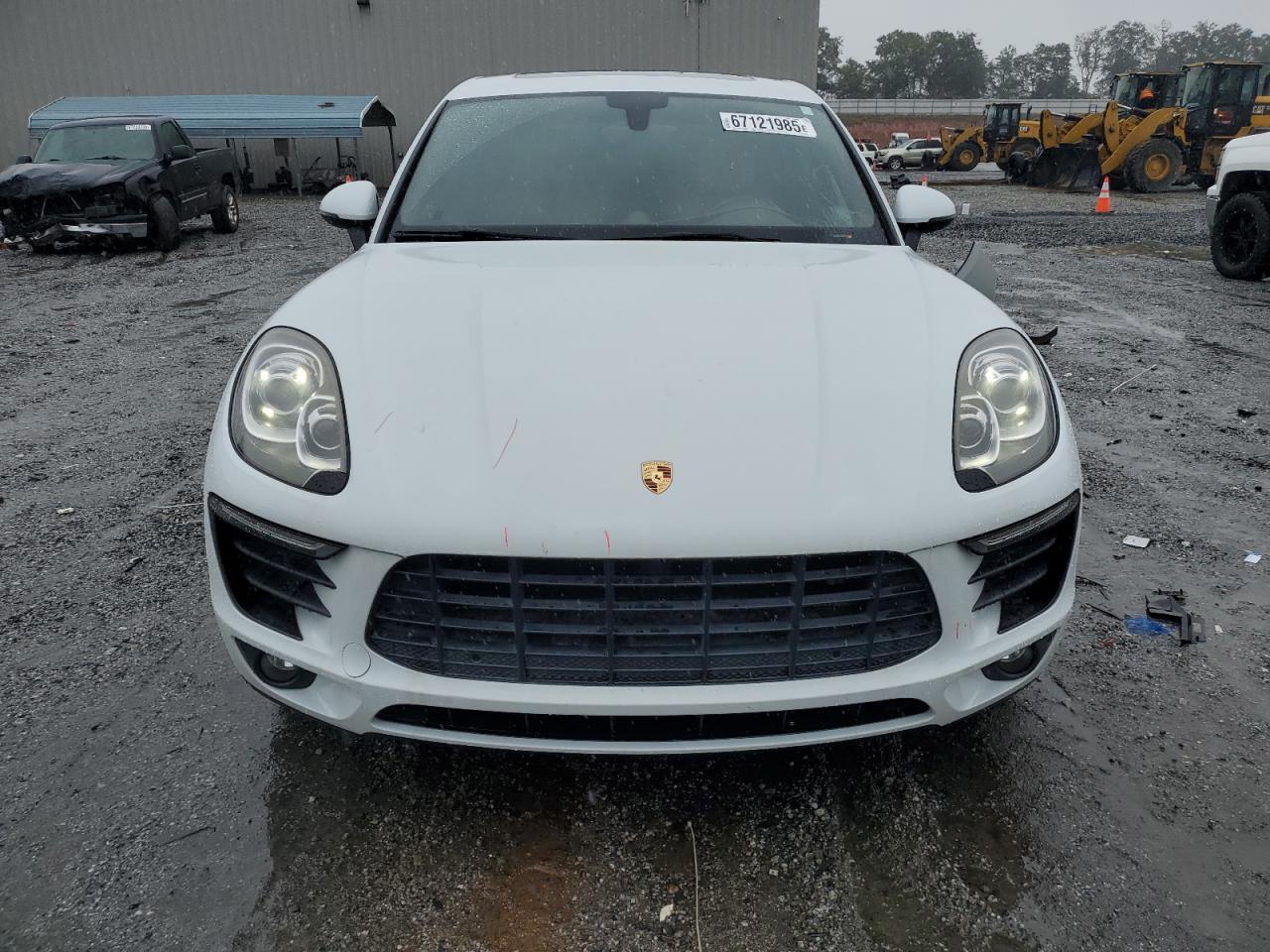 PORSCHE MACAN S