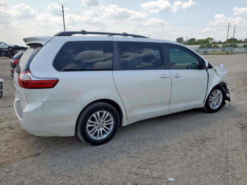 2016 TOYOTA SIENNA XLE 5TDYK3DC4GS715583