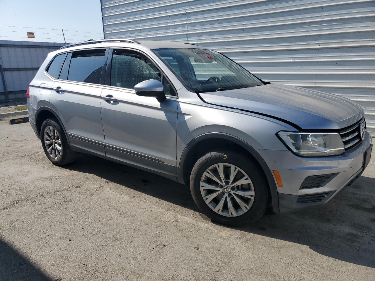 Lot #3315592773 2019 VOLKSWAGEN TIGUAN S