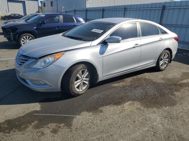 Global Auto Auctions: 2013 HYUNDAI SONATA GLS