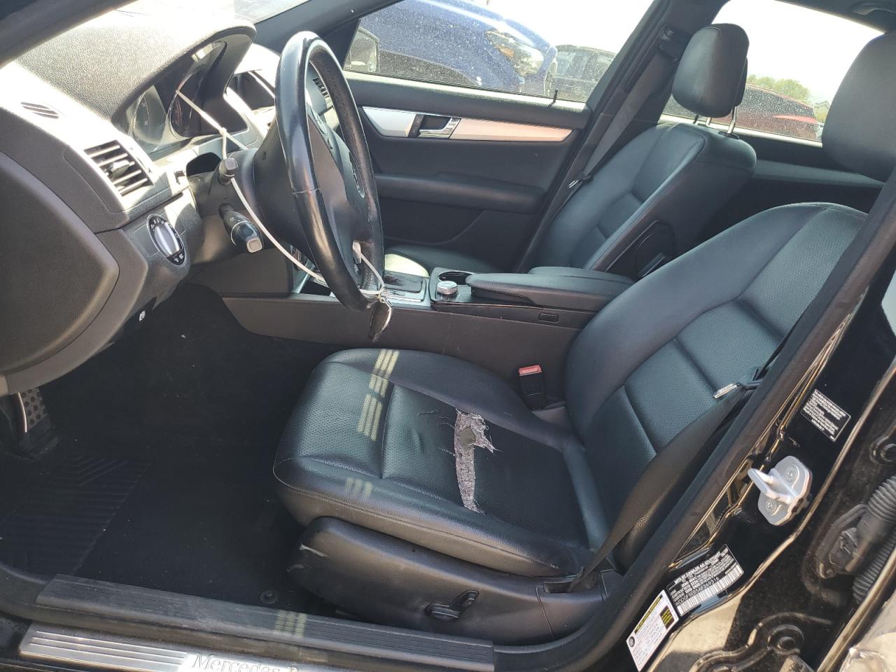 MERCEDES-BENZ C-CLASS 300