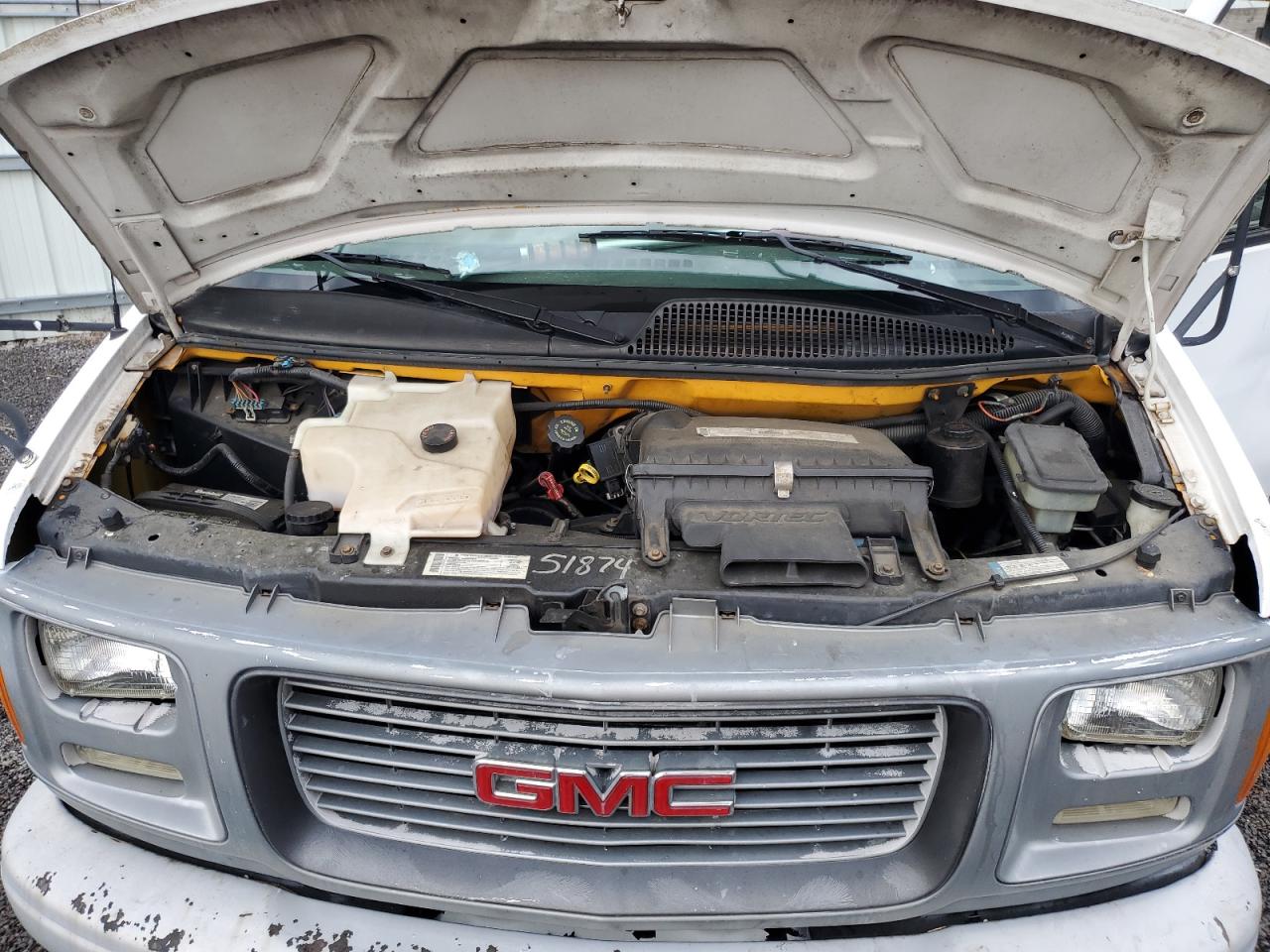 Lot #3291295468 2000 GMC SAVANA CUT