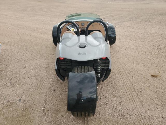2023 VAND TRIKE 7KGTC2V13PR004404
