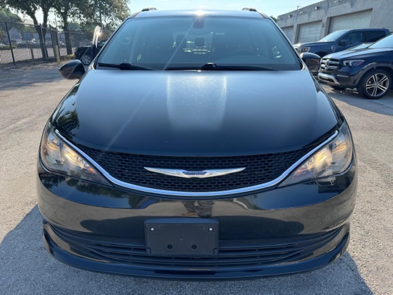 CHRYSLER VOYAGER LXI