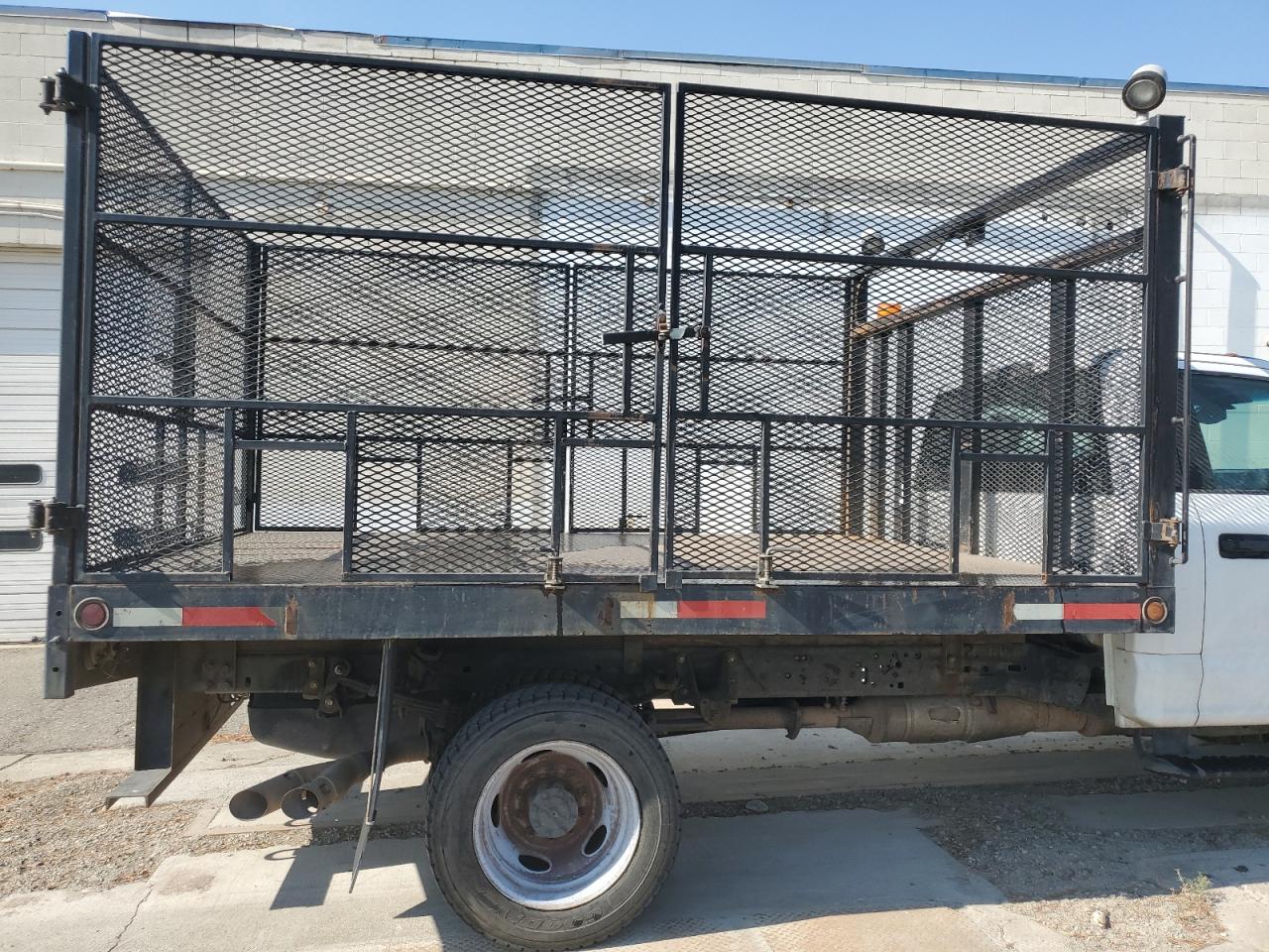 FORD F-550 SUPER DUTY