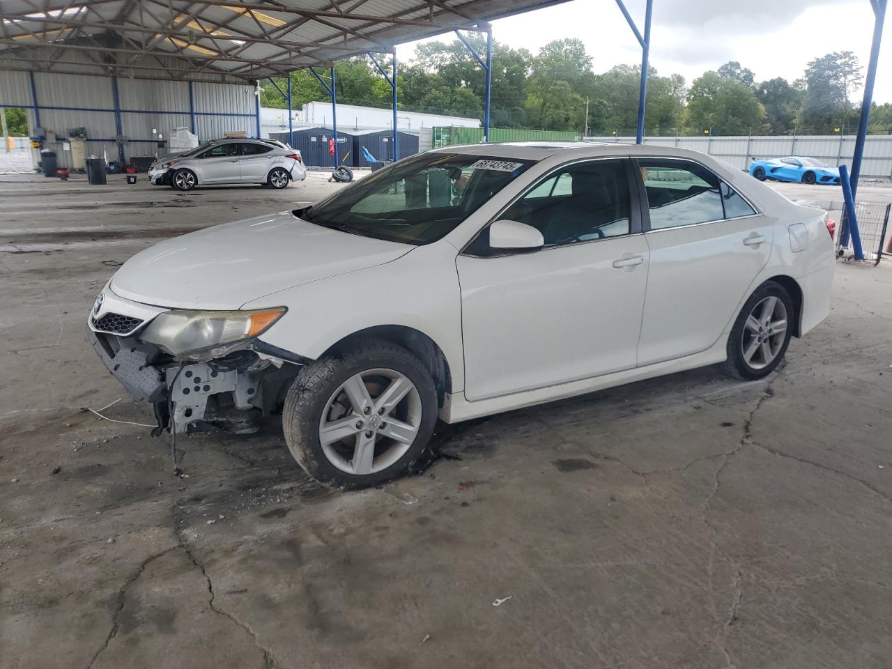 TOYOTA CAMRY BASE