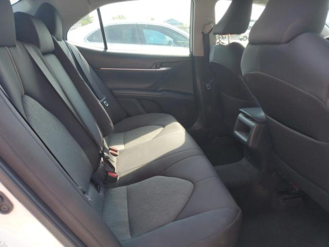 2018 TOYOTA CAMRY L 4T1B11HKXJU582776