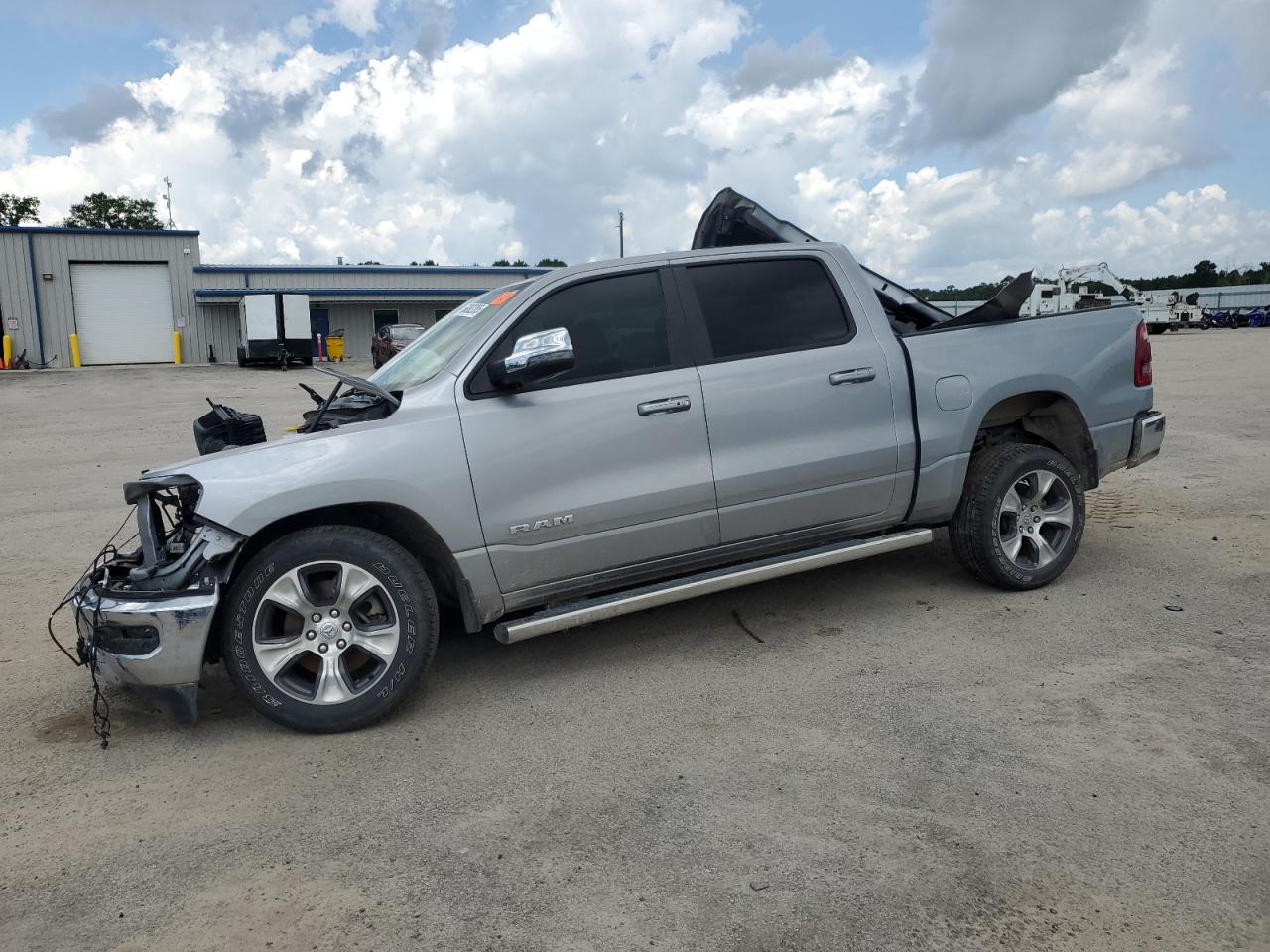 RAM 1500 LARAMIE