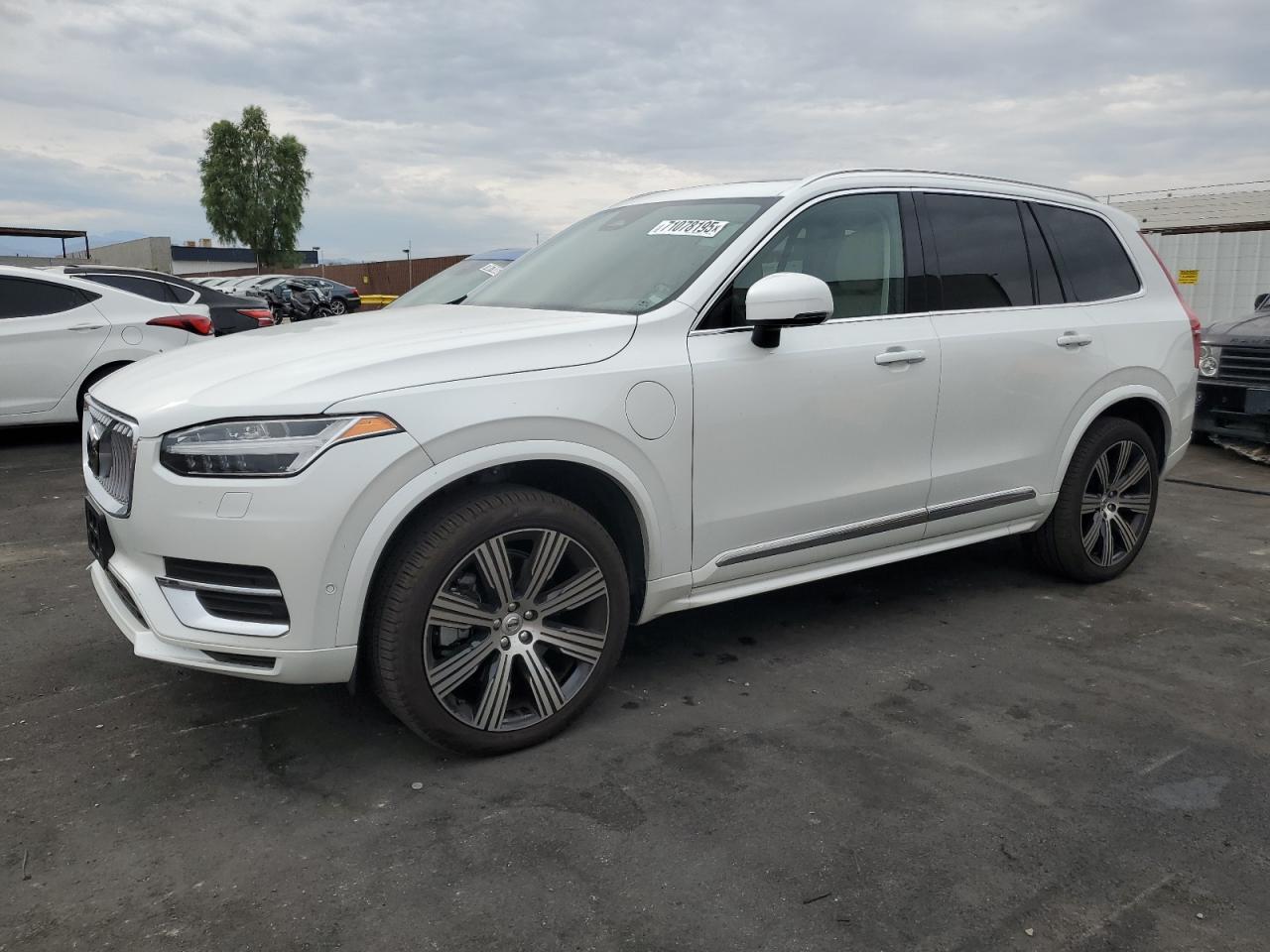 VOLVO XC90 PLUS