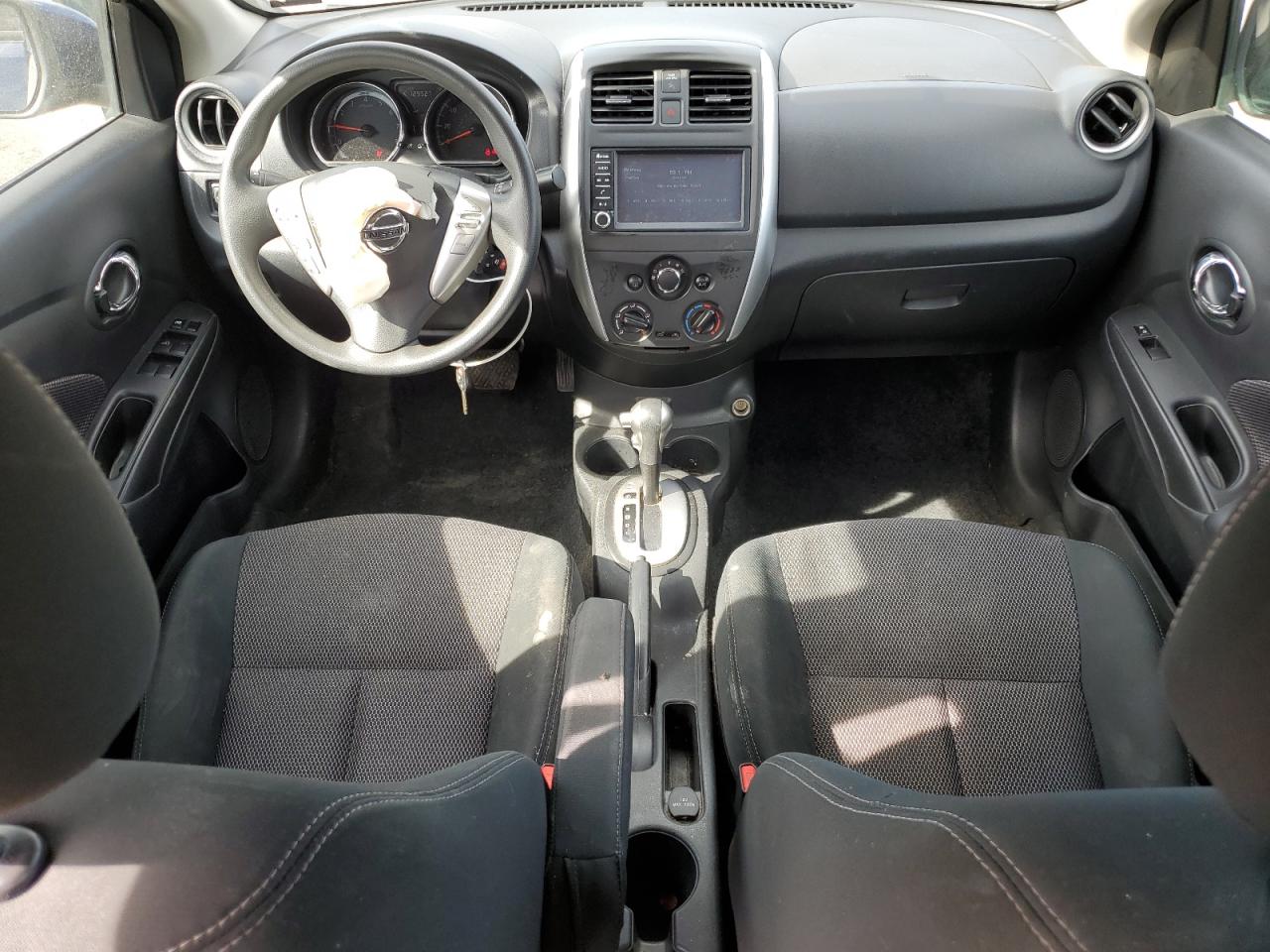 NISSAN VERSA S