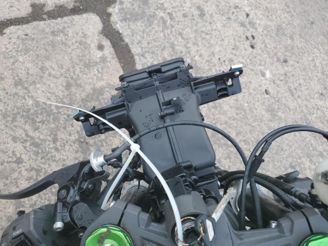 2015 KAWASAKI ZX636 E JKBZXJE18FA016286