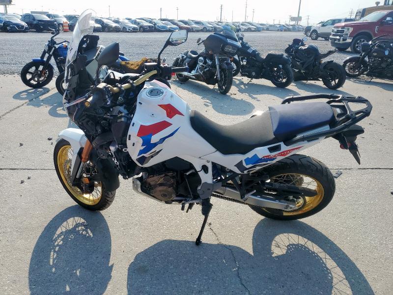 2025 HONDA CRF1100 A4 JH2SD15B2SK100032