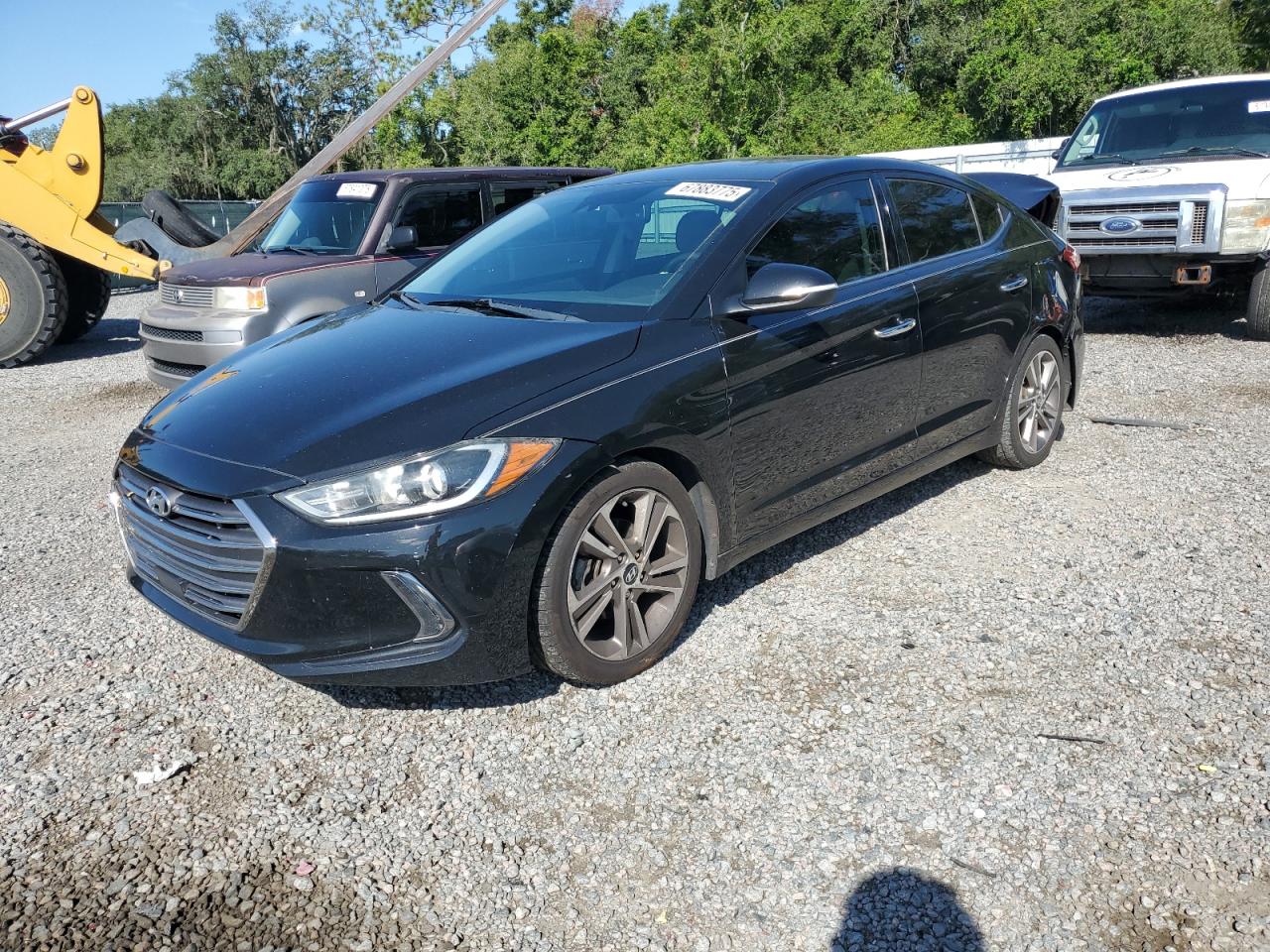 HYUNDAI ELANTRA SE