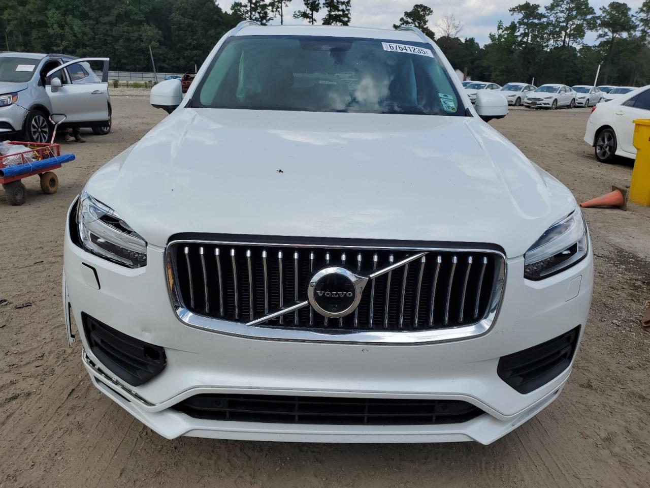 VOLVO XC90 T6 MOMENTUM