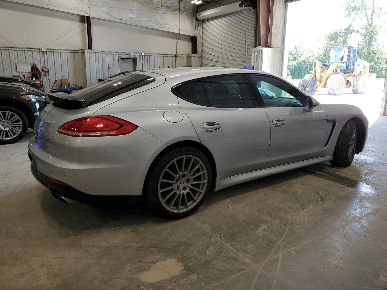 PORSCHE PANAMERA 2
