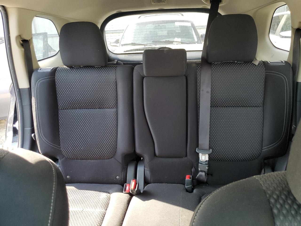 MITSUBISHI OUTLANDER ES