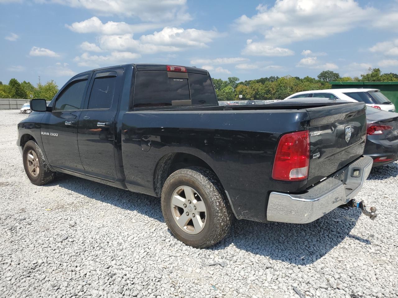 DODGE RAM 1500 SLT