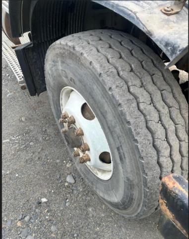 2002 VOLVO VHD #3240960196