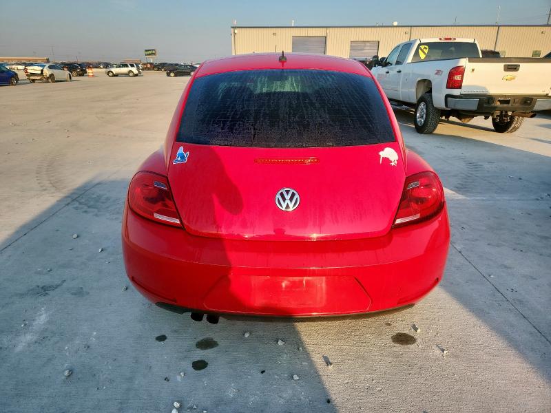2016 VOLKSWAGEN BEETLE SE 3VWJ07AT9GM620629
