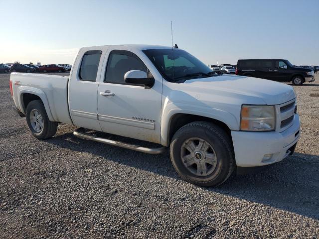 2010 CHEVROLET SILVERADO K1500 LT - 1GCSKSE39AZ250156