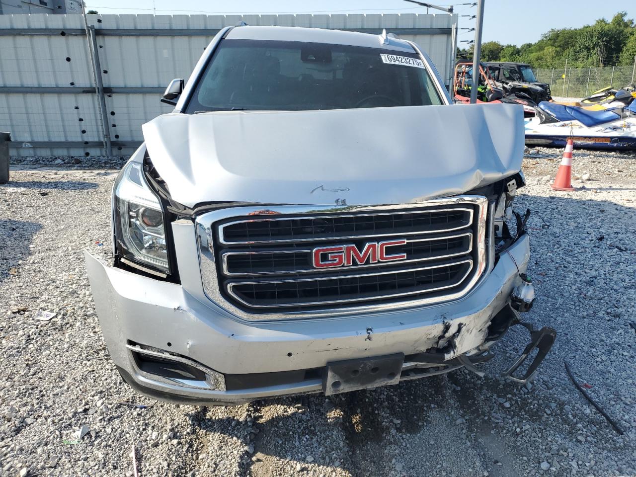 GMC YUKON SLT