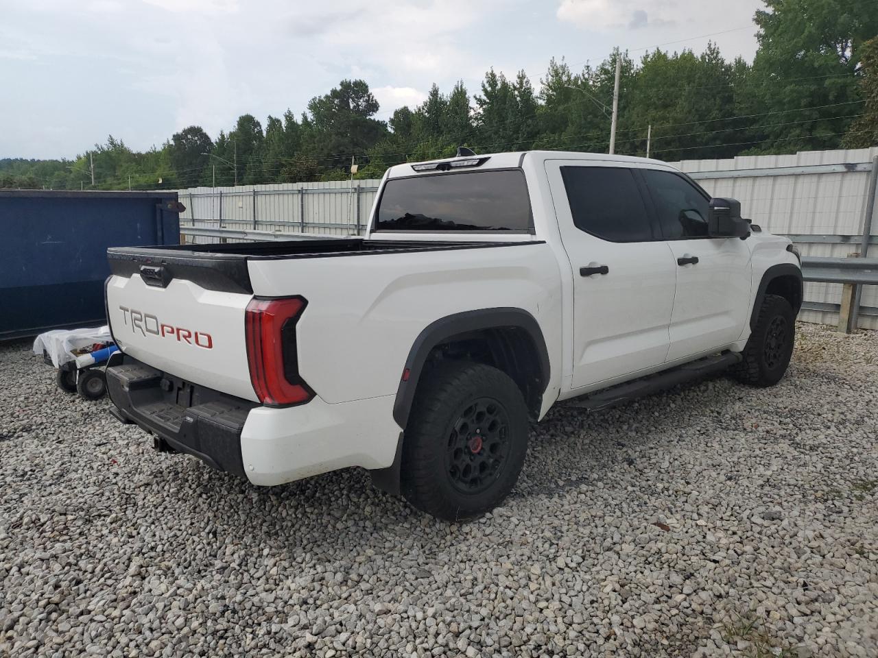 TOYOTA TUNDRA CREWMAX LIMITED