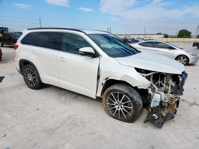 2018 TOYOTA HIGHLANDER SE 5TDKZRFH2JS541078