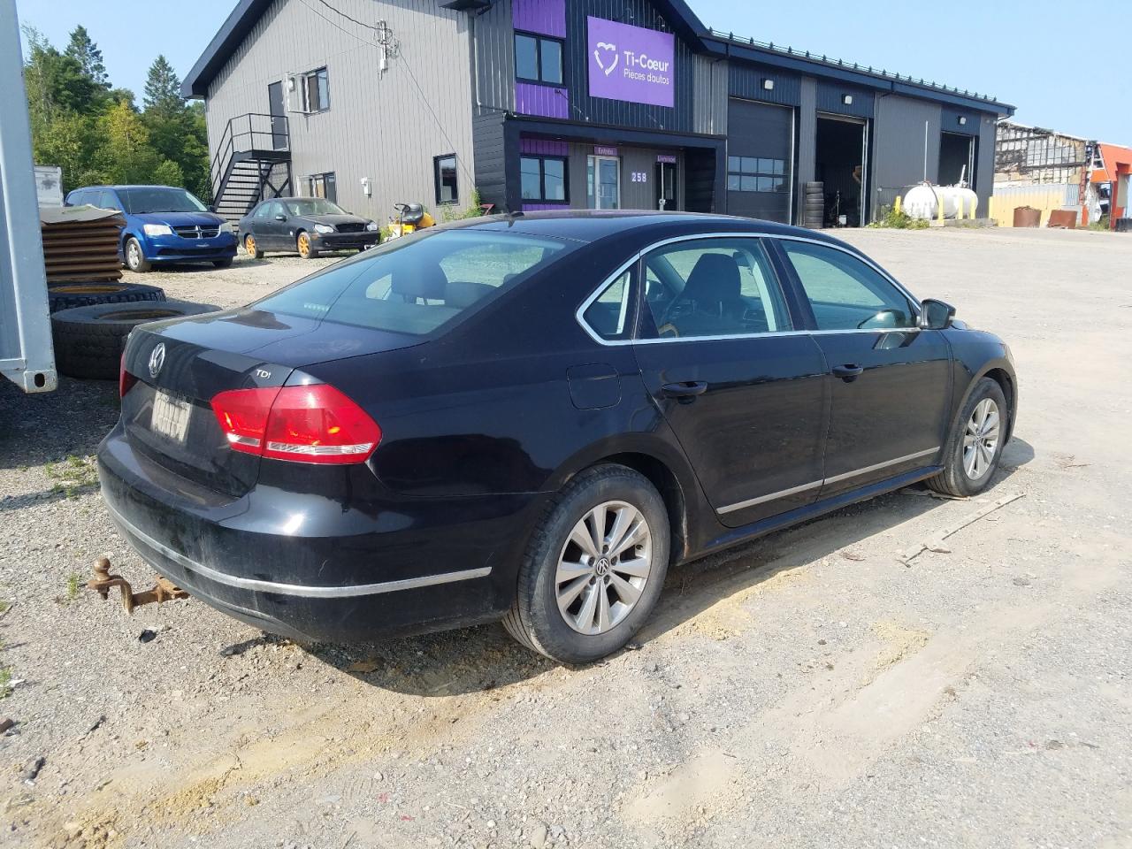 VOLKSWAGEN PASSAT S