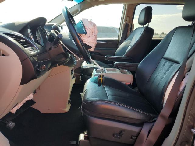 2016 CHRYSLER TOWN & COU #3302848890