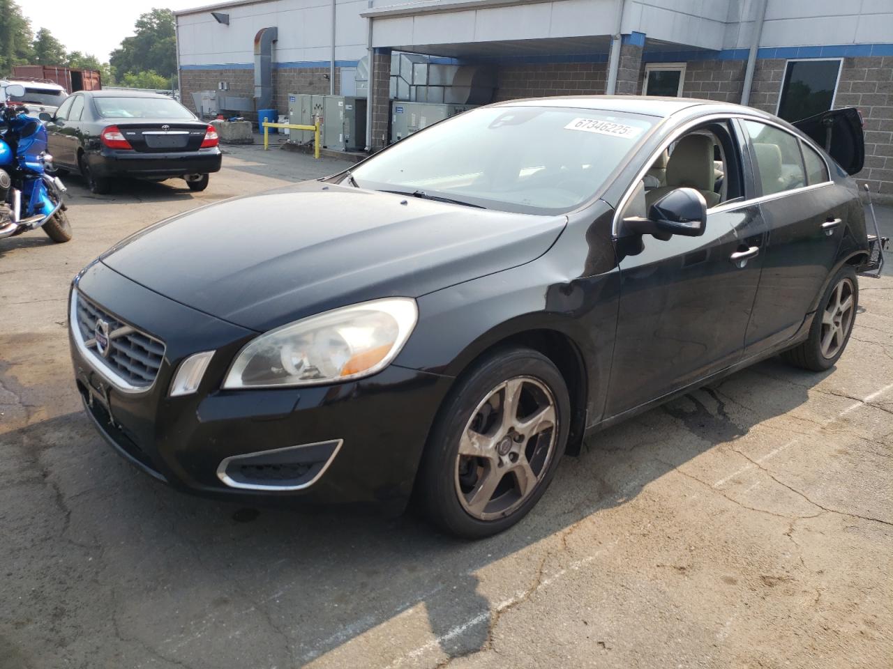 Vehicle photo