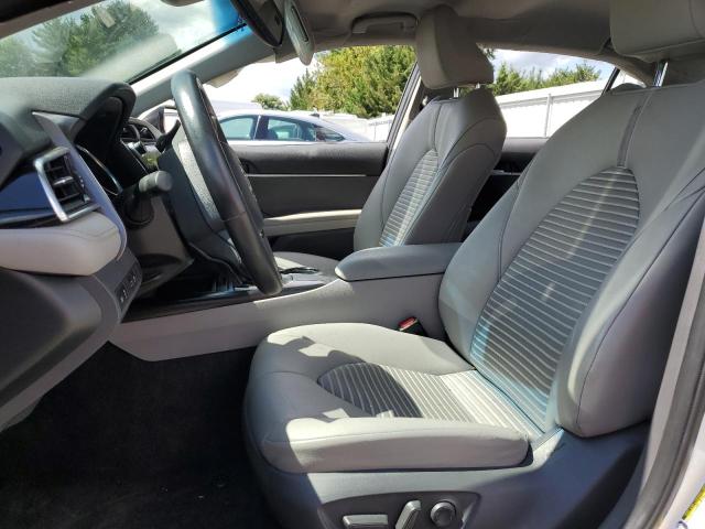 2018 TOYOTA CAMRY L 4T1B11HK2JU082143