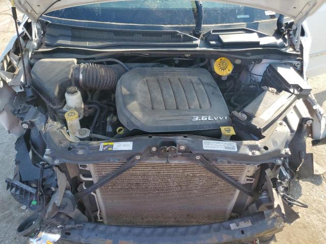 2015 CHRYSLER TOWN & COU 2C4RC1CG4FR509942