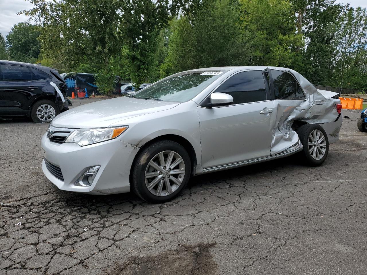 TOYOTA CAMRY BASE