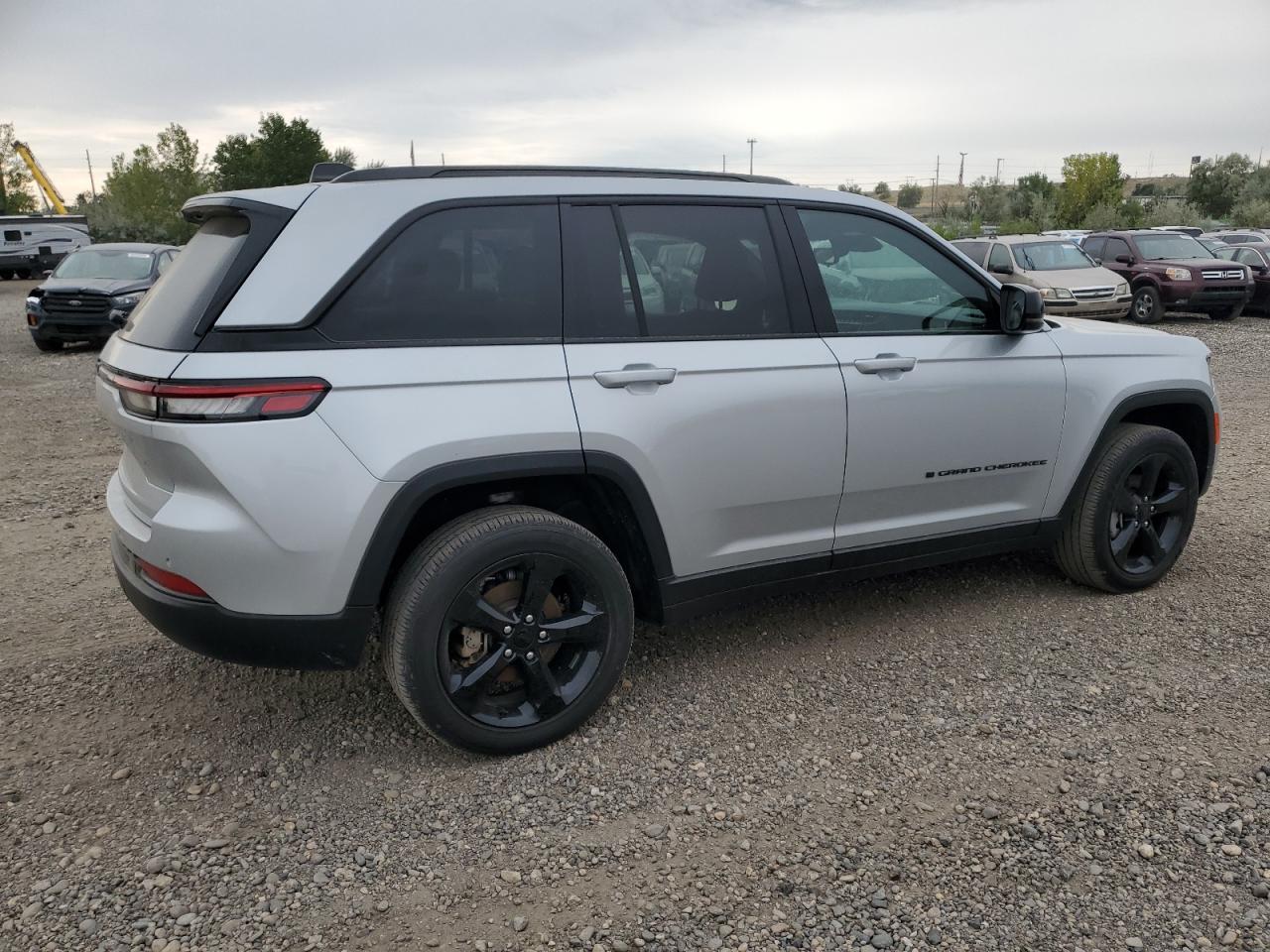 JEEP GRAND CHEROKEE LAREDO