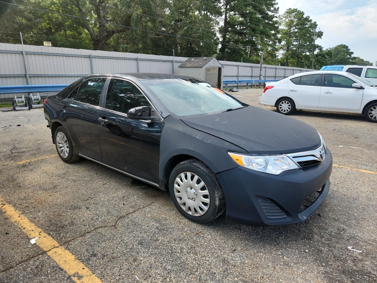 TOYOTA CAMRY L