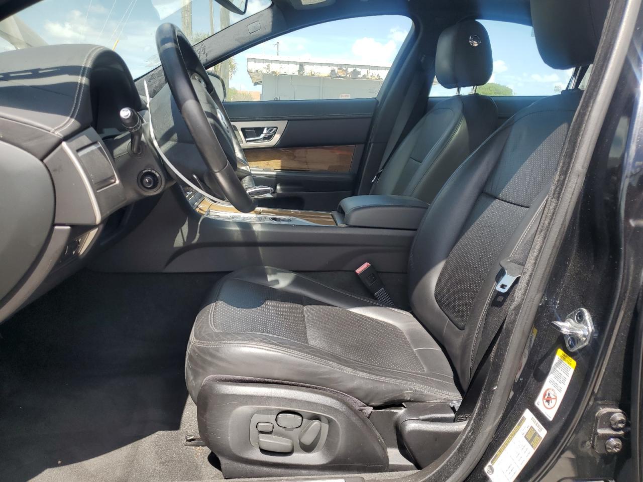 JAGUAR XF SUPERCHARGED