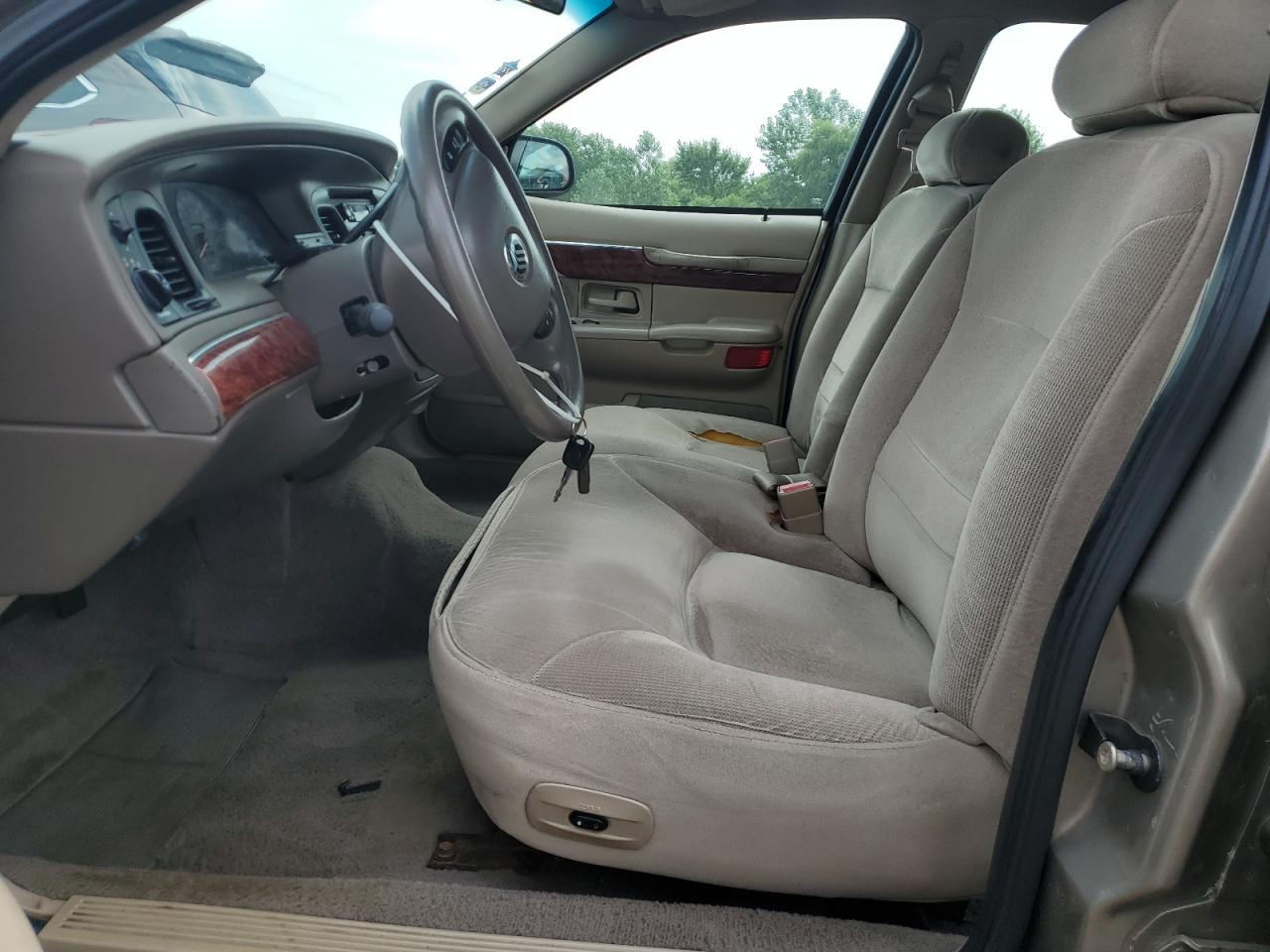 Lot #3290244263 2001 MERCURY GRAND MARQ