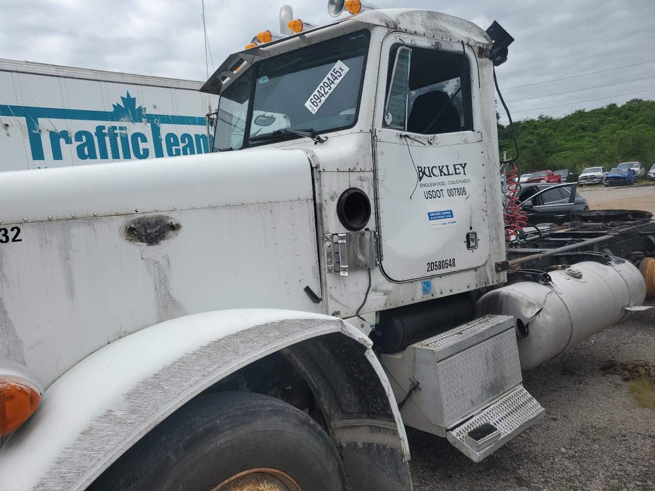 Lot #3241649278 2002 PETERBILT 379