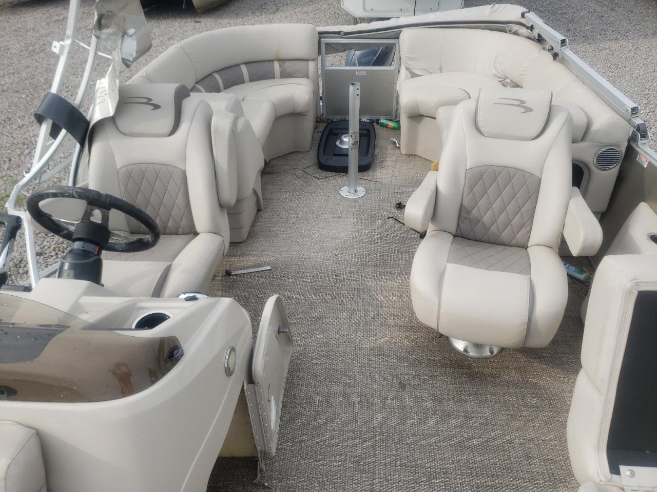 Lot #3226629778 2018 BENNINGTON MARINE PONTOON