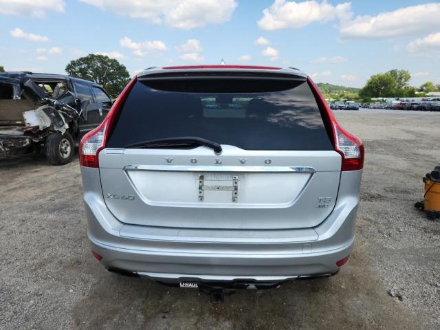2015 VOLVO XC60 T5 PR YV4612RK4F2699862