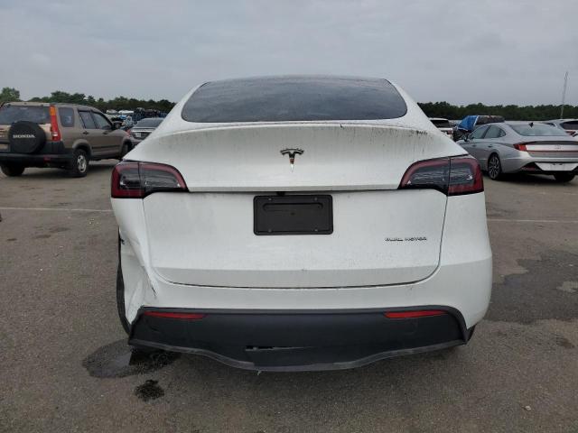 2024 TESLA MODEL Y 7SAYGDEE9RA301231