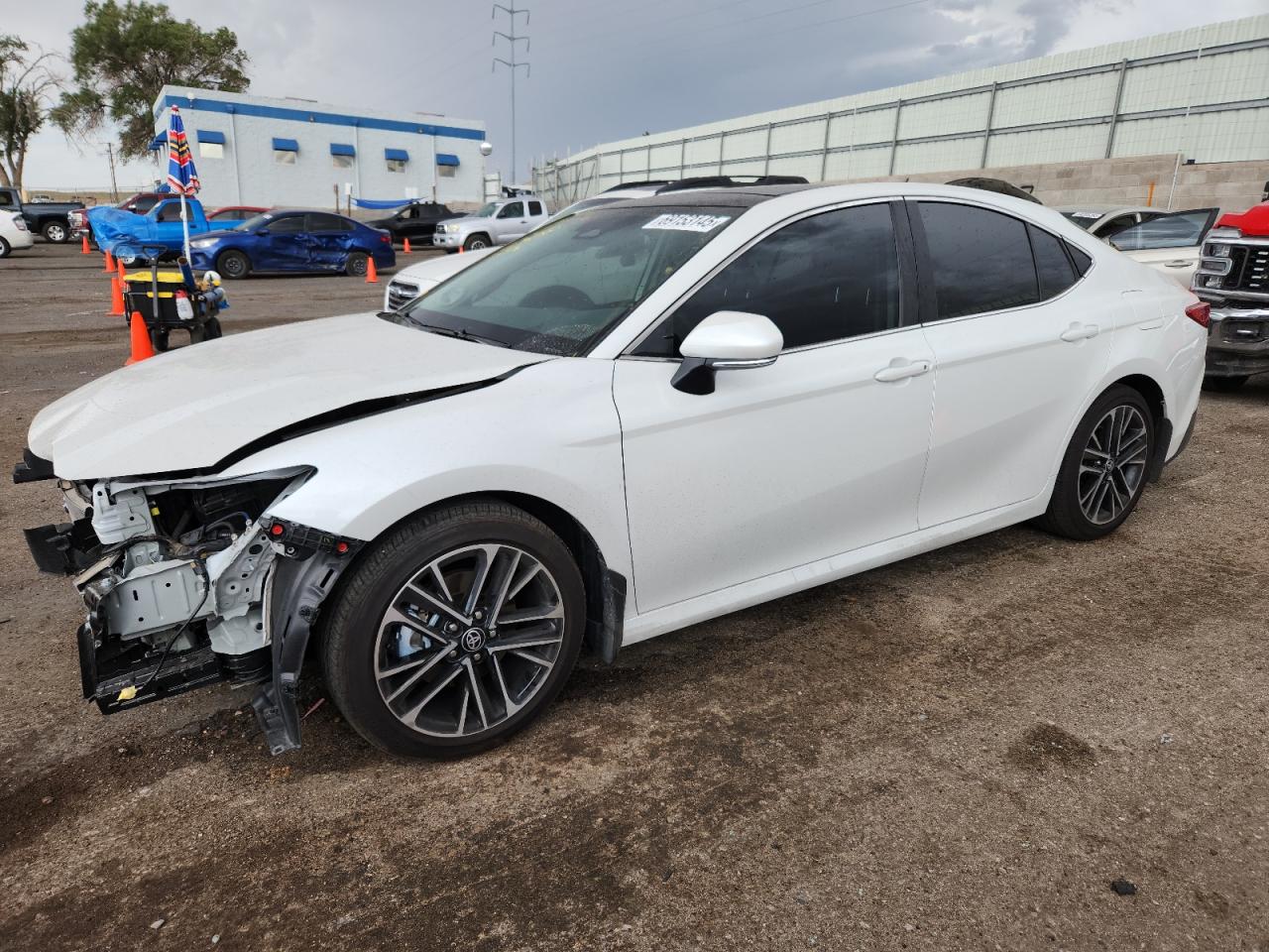 TOYOTA CAMRY XSE